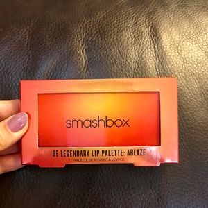 Final sale SMASHBOX lipstick palette